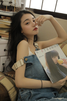 亚洲XXX午休国产熟女屁屁手